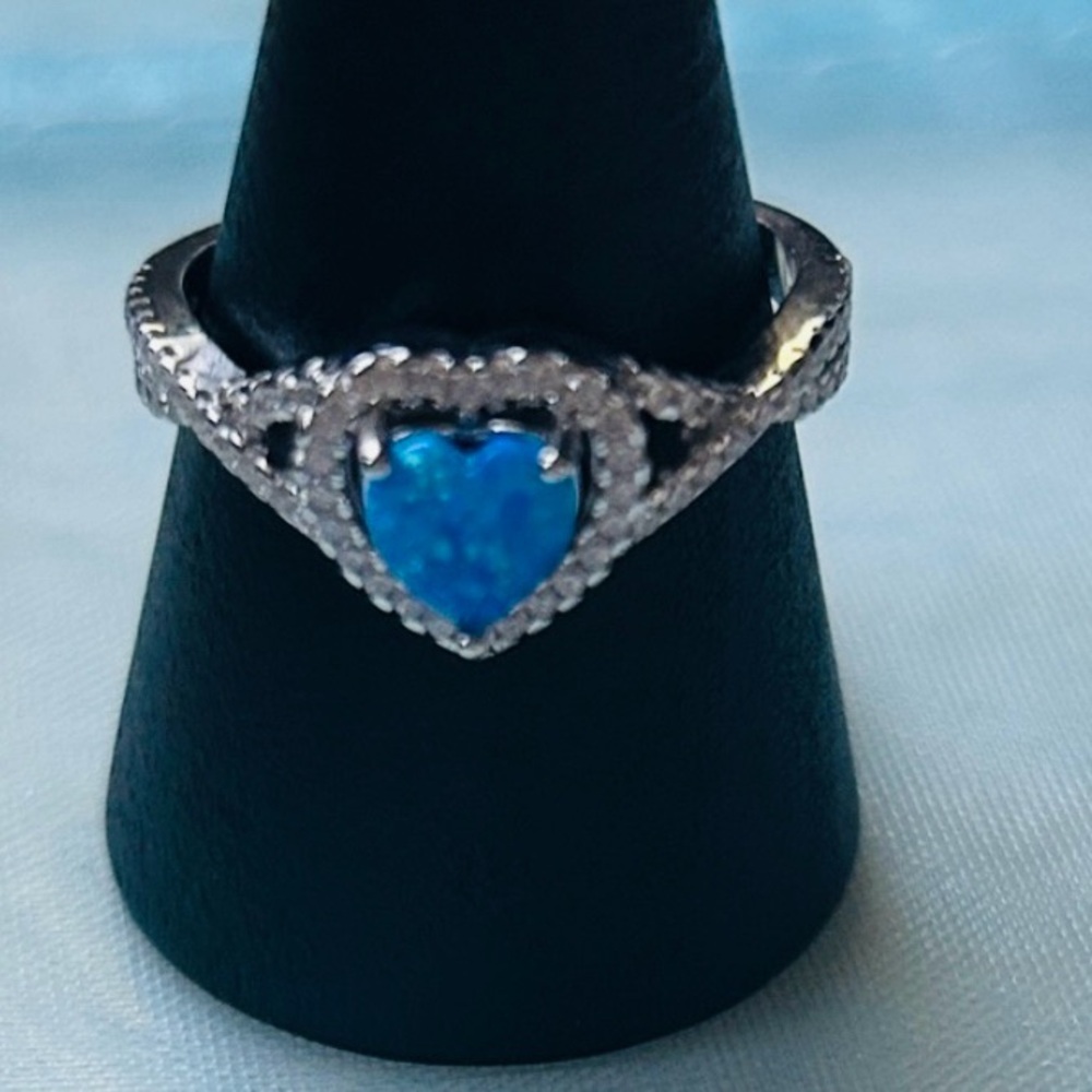 Sterling silver blue fire opal ring size‎ 8